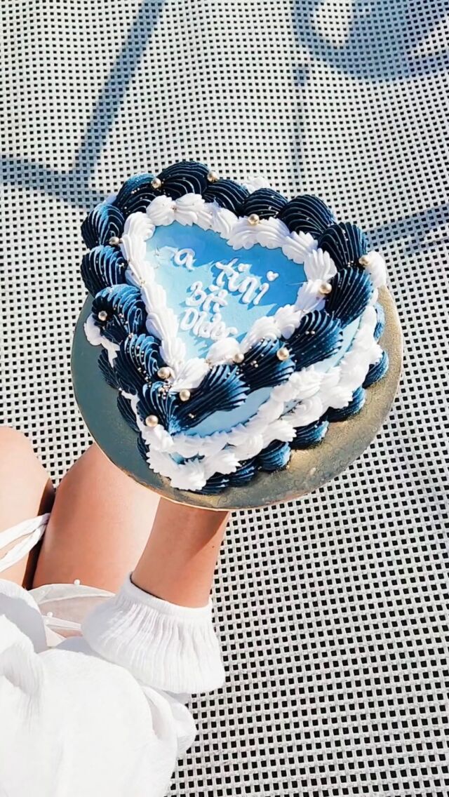close friends 🥂🔥🌊💙 
{also the last of my birthday} 

has THE best birthday with them 🍸

#Birthday #birthdaygirl #tinibitolder #happybirthday #closedfriends