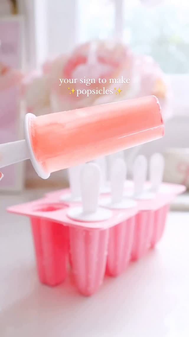 your sign to make popsicles ✨

-you just need fruit juice of your choice: ofc you can make fresh fruit juice or store bought. 
-edible glitter for a little sparkle {optional} 

ps: if you are buying store bought fruit juice, definitely be sure to have these in moderation as store bought fruit juices tend to have a lot of processed sugar.

#lifestyle #lifestyleblogger #food #foodblogger #healthy #yummy #diy #popsicles #diypopsicles #fruits
